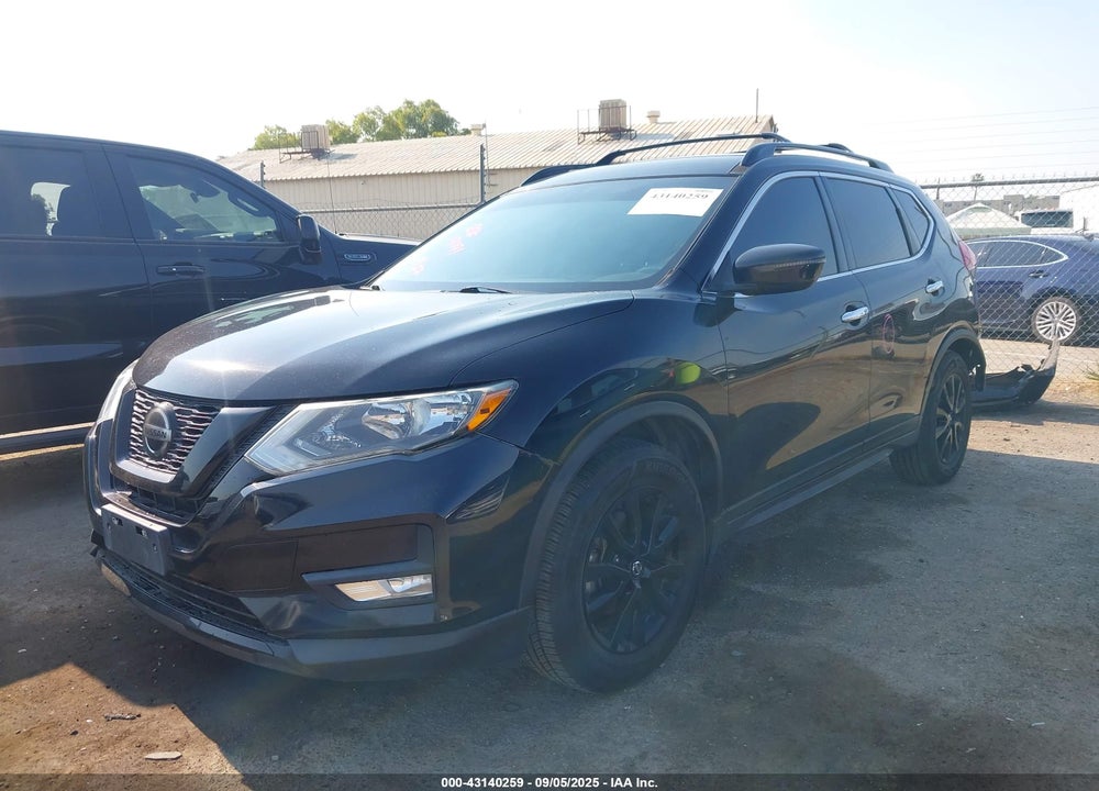 2018 NISSAN ROGUE VIN: 5N1AT2MT9JC770236