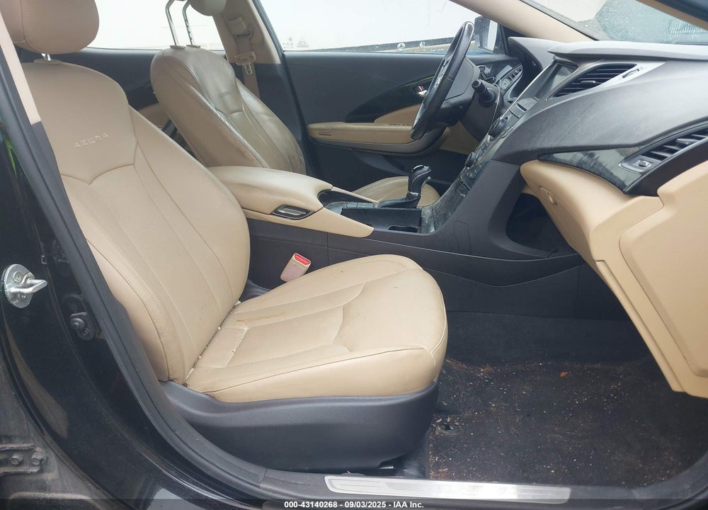 2012 HYUNDAI AZERA VIN: KMHFG4JG0CA138138
