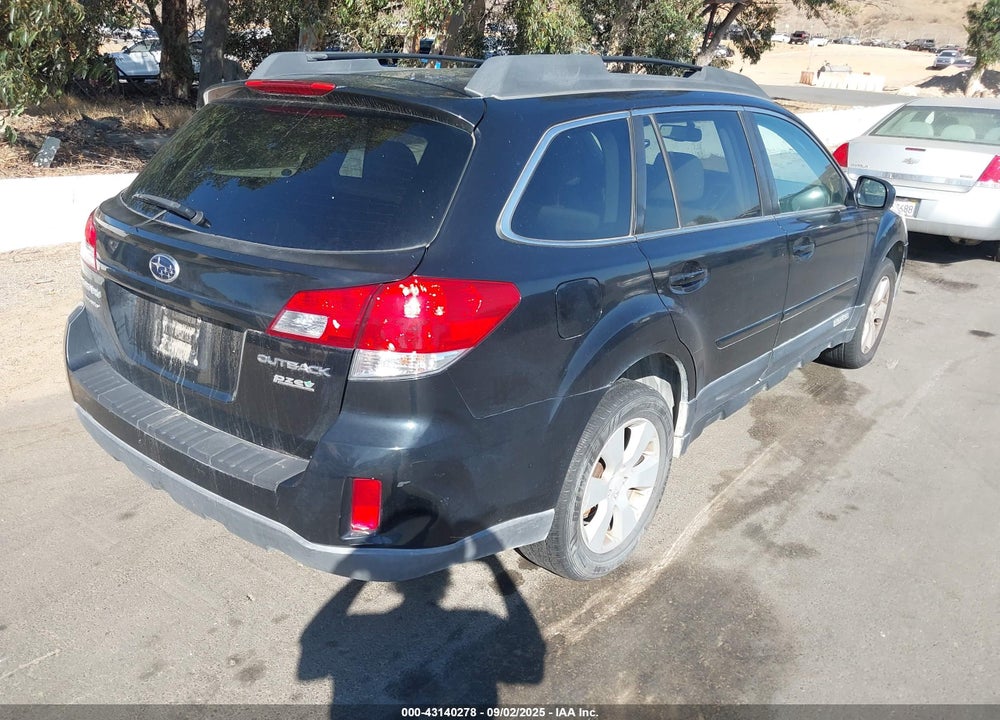 2011 SUBARU OUTBACK 2.5I PREMIUM VIN: 4S4BRBCC8B3426256