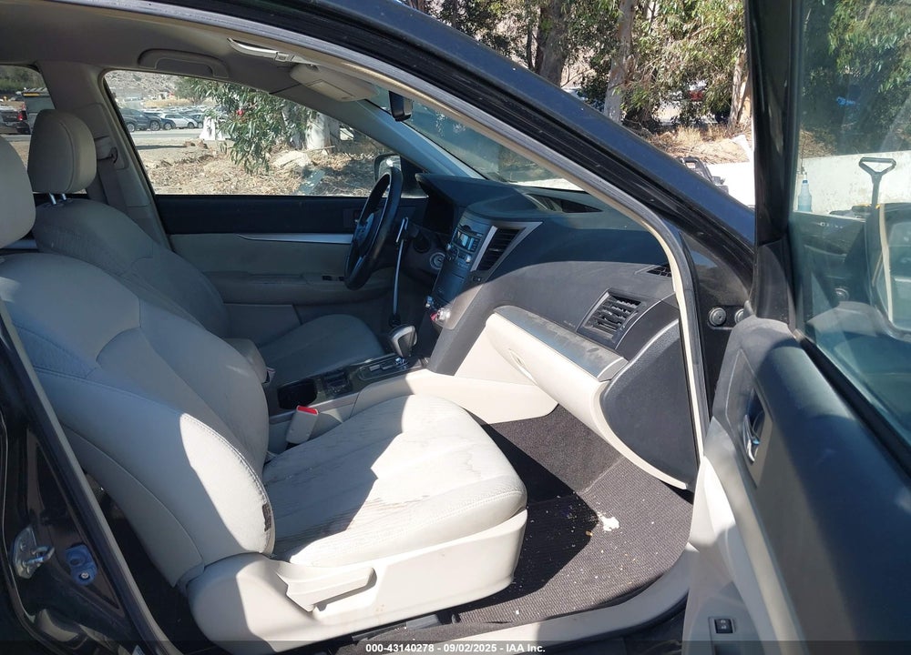 2011 SUBARU OUTBACK 2.5I PREMIUM VIN: 4S4BRBCC8B3426256