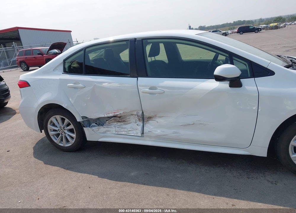 2025 TOYOTA COROLLA VIN: JTDBCMFE6S3081064