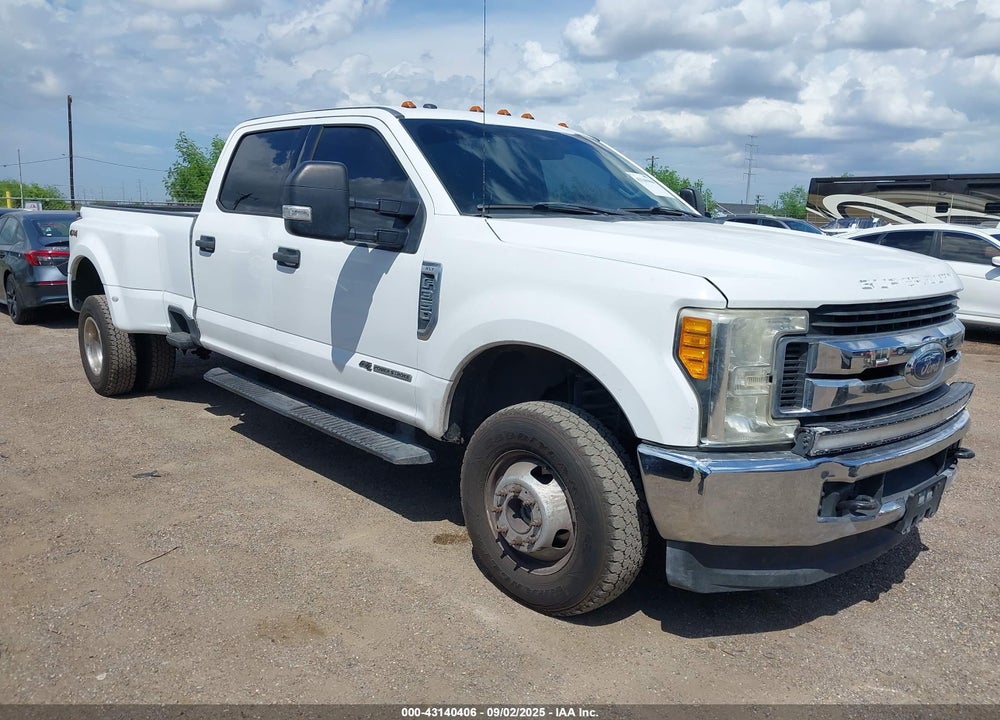 2017 FORD F-350 XLT VIN: 1FT8W3DT2HED52356