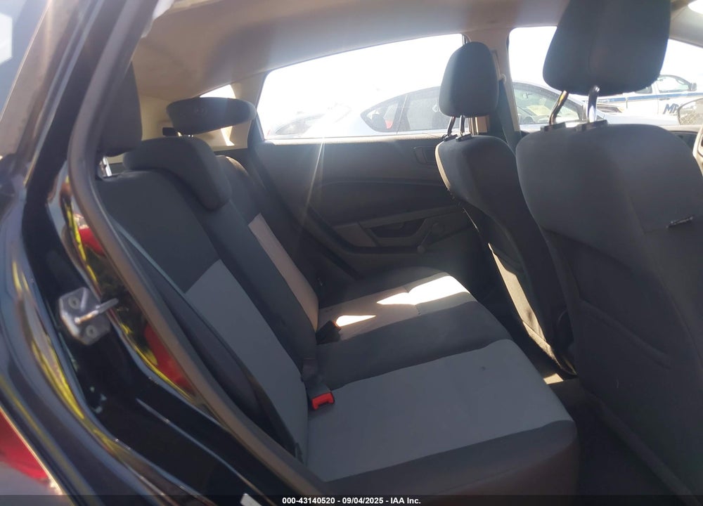 2016 FORD FIESTA VIN: 3FADP4TJ6GM141872