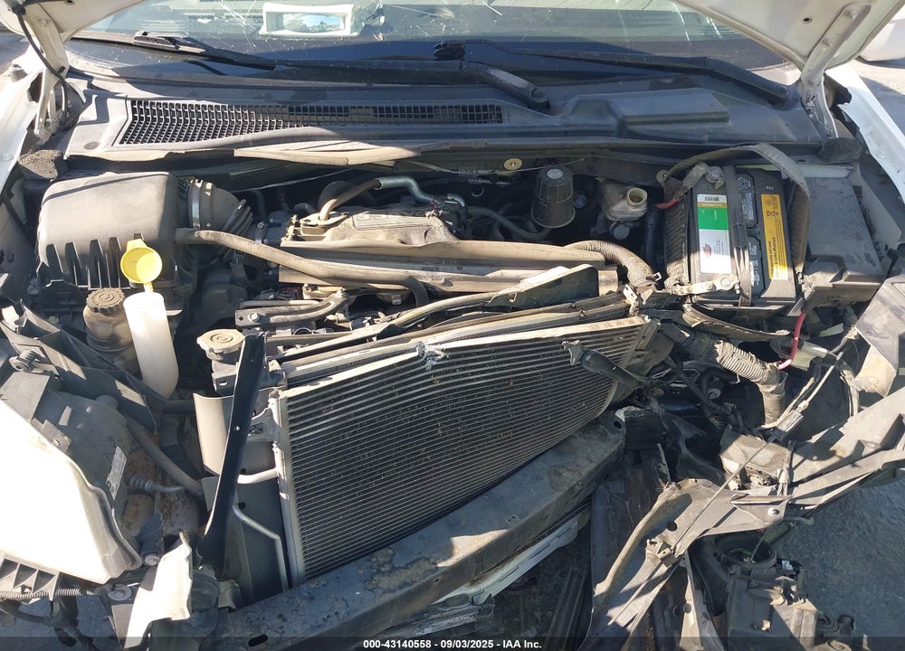 2008 CHRYSLER TOWN & COUNTRY VIN: 2A8HR44H88R606088