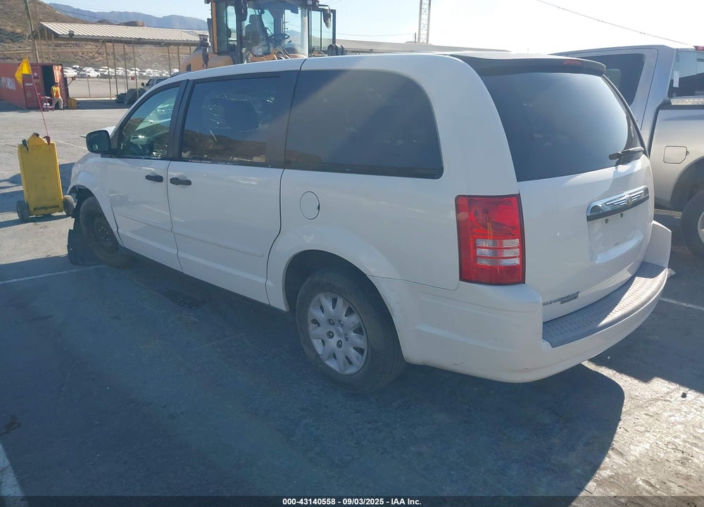 2008 CHRYSLER TOWN & COUNTRY VIN: 2A8HR44H88R606088