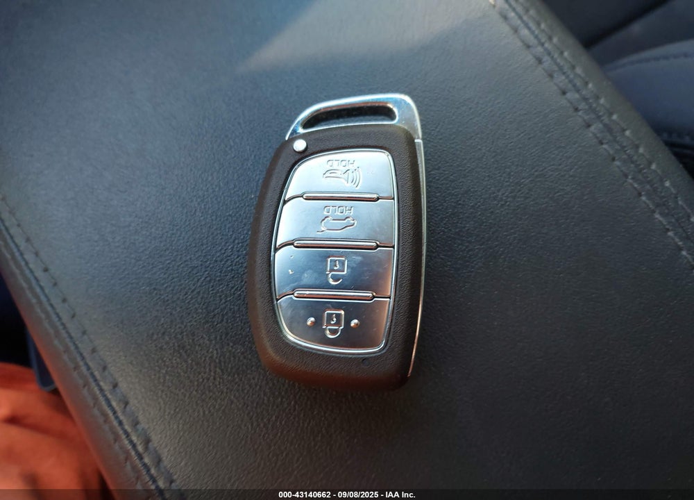 2020 HYUNDAI TUCSON VIN: KM8J3CALXLU202696