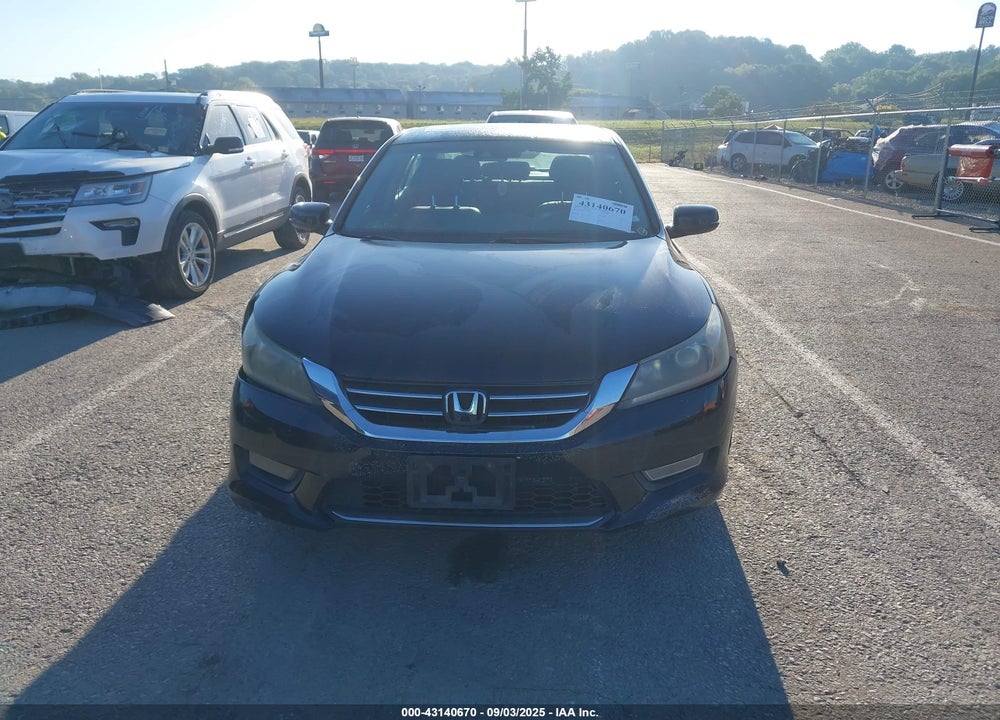 2013 HONDA ACCORD VIN: 1HGCR2F8XDA118540