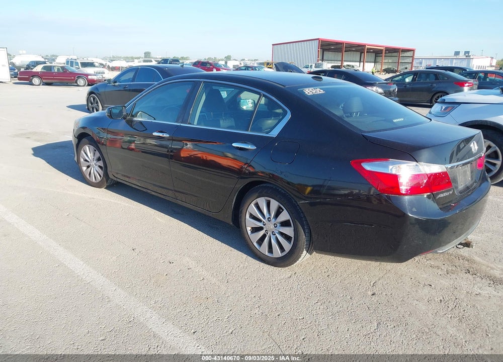 2013 HONDA ACCORD VIN: 1HGCR2F8XDA118540