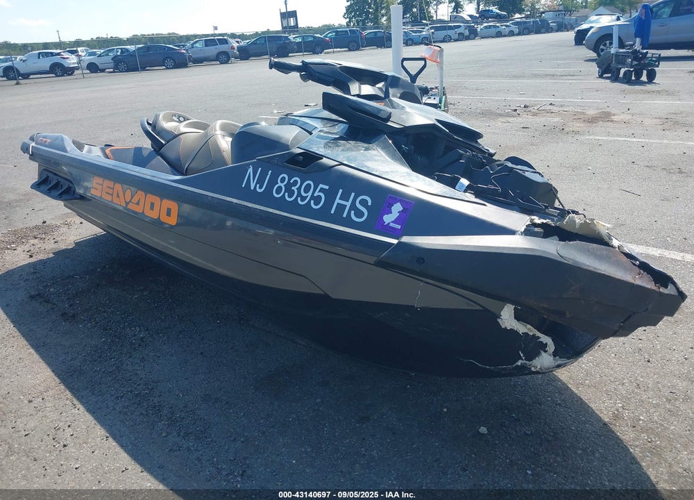 2022 SEADOO --- VIN: YDVC1624G222