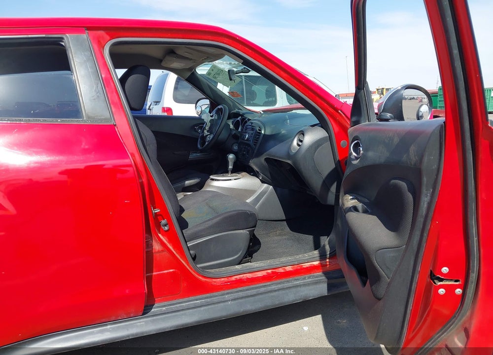 2014 NISSAN JUKE VIN: JN8AF5MR0ET359769