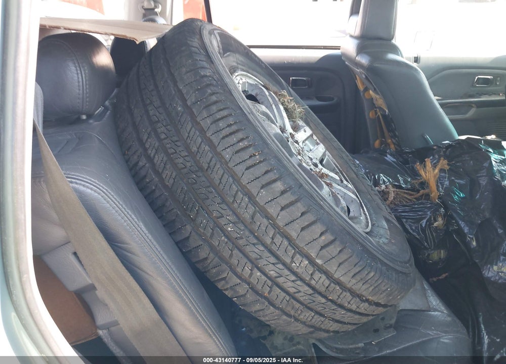 2003 HONDA PILOT EX-L VIN: 2HKYF18553H603606