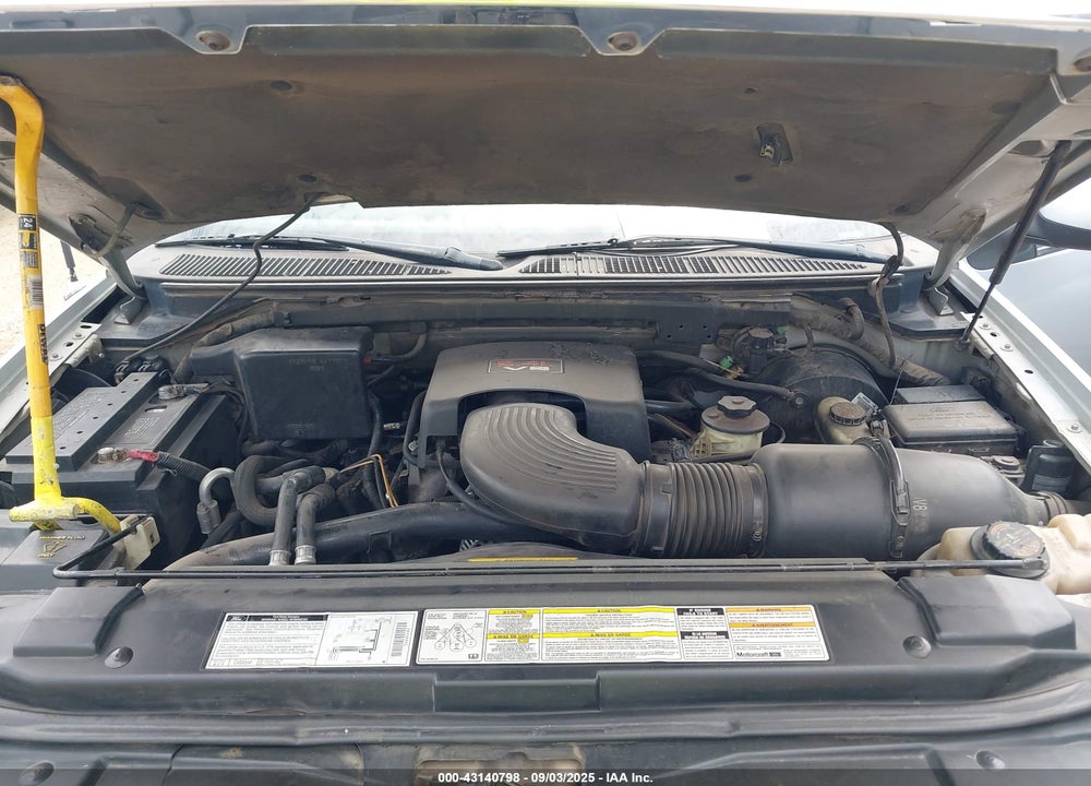 1998 LINCOLN NAVIGATOR VIN: 5LMPU28LXWLJ31143