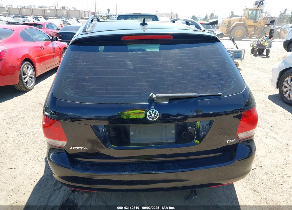 2014 VOLKSWAGEN JETTA VIN: 3VWPL7AJ4EM608904
