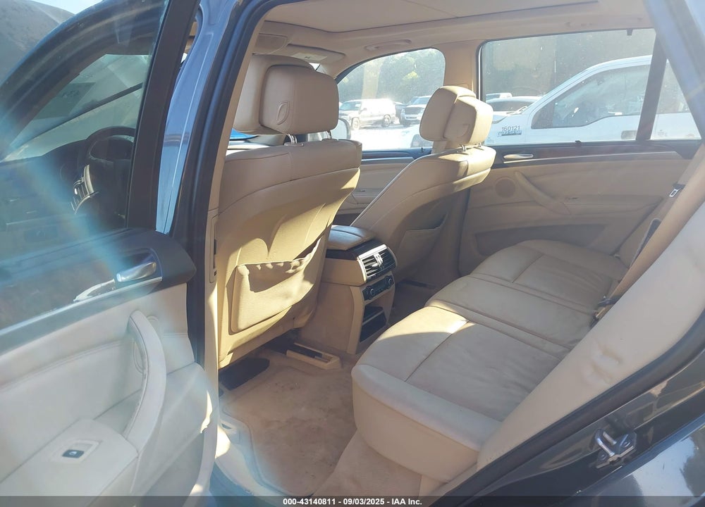 2011 BMW X5 XDRIVE35I/XDRIVE35I PREMIUM/XDRIVE35I SPORT ACTIVITY VIN: 5UXZV4C50BL415391