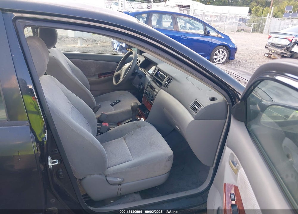 2005 TOYOTA COROLLA LE VIN: JTDBR32E850054260
