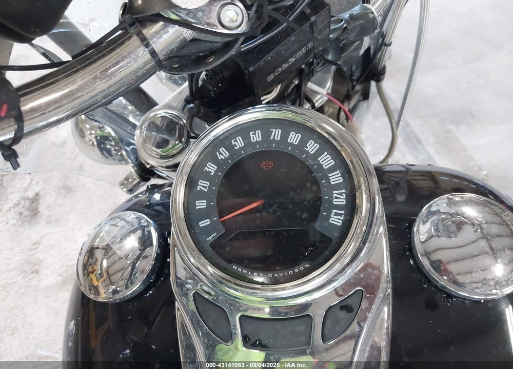 2019 HARLEY-DAVIDSON FLDE VIN: 1HD1YCJ25KB053961