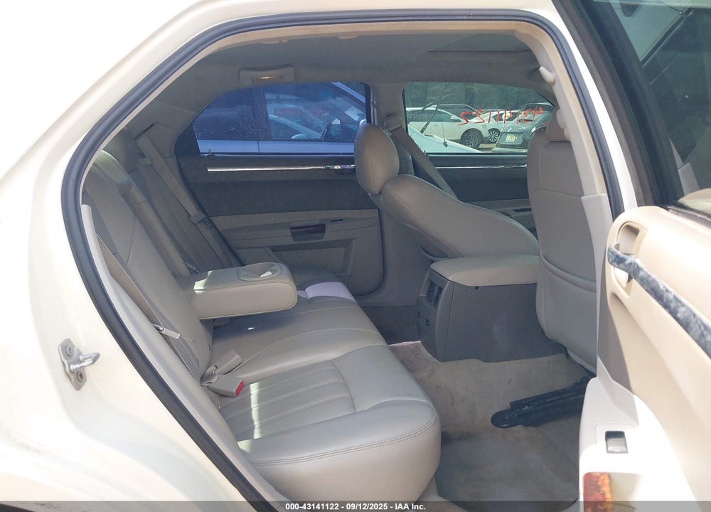 2007 CHRYSLER 300C VIN: 2C3KA63H07H806747