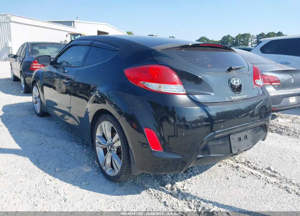 2013 HYUNDAI VELOSTER BASE W/GRAY VIN: KMHTC6AD2DU162618