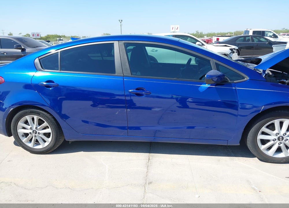 2017 KIA FORTE S VIN: 3KPFL4A71HE112779