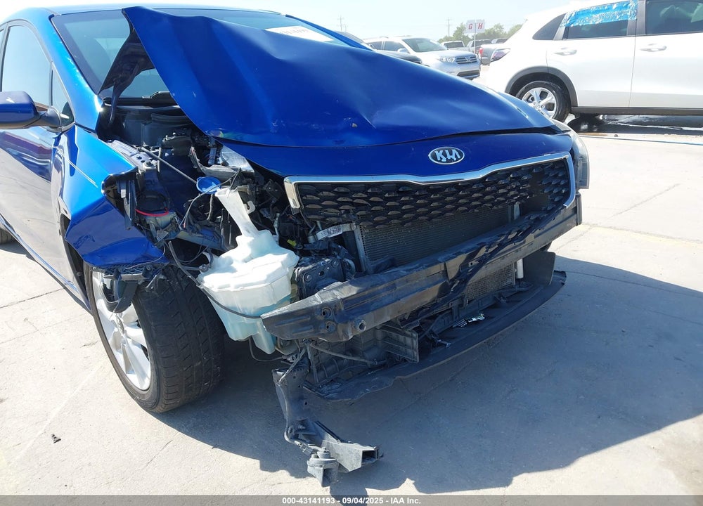 2017 KIA FORTE S VIN: 3KPFL4A71HE112779
