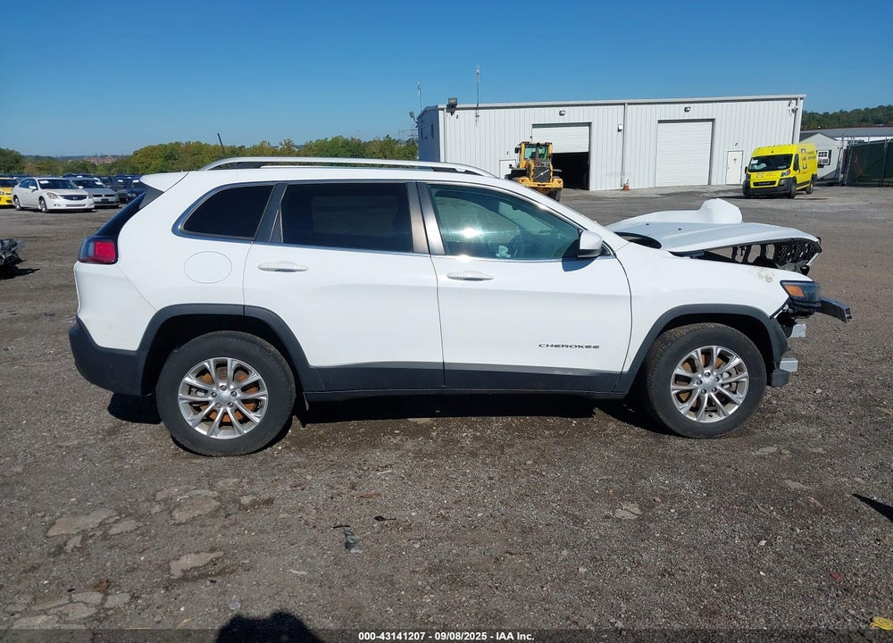 2019 JEEP CHEROKEE LATITUDE 4X4 VIN: 1C4PJMCX5KD233735