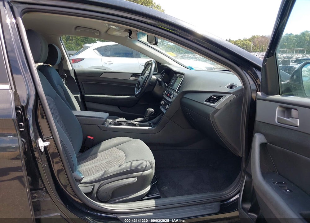2018 HYUNDAI SONATA VIN: 5NPE34AF4JH714290