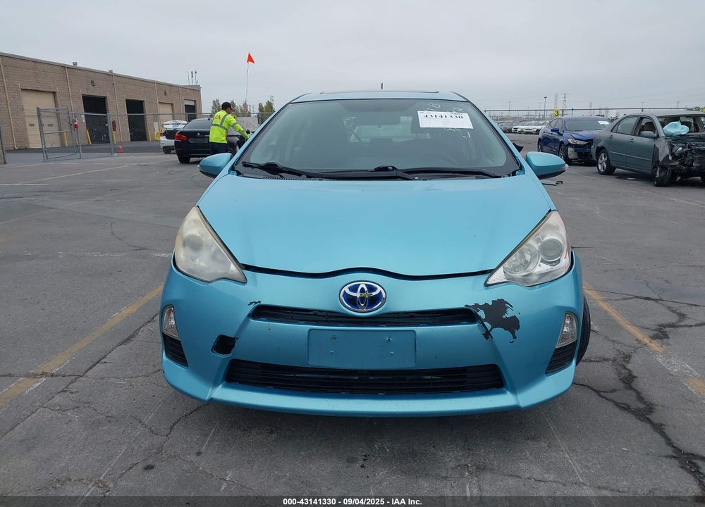 2013 TOYOTA PRIUS C THREE VIN: JTDKDTB39D1046528