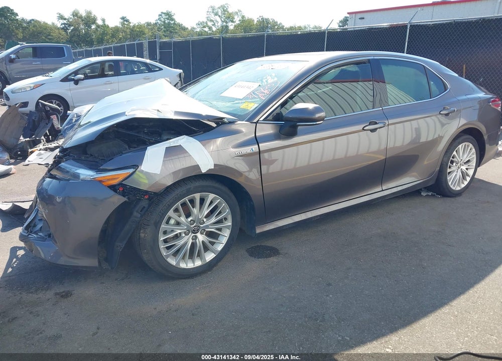 2020 TOYOTA CAMRY XLE HYBRID VIN: 4T1F31AK2LU016720