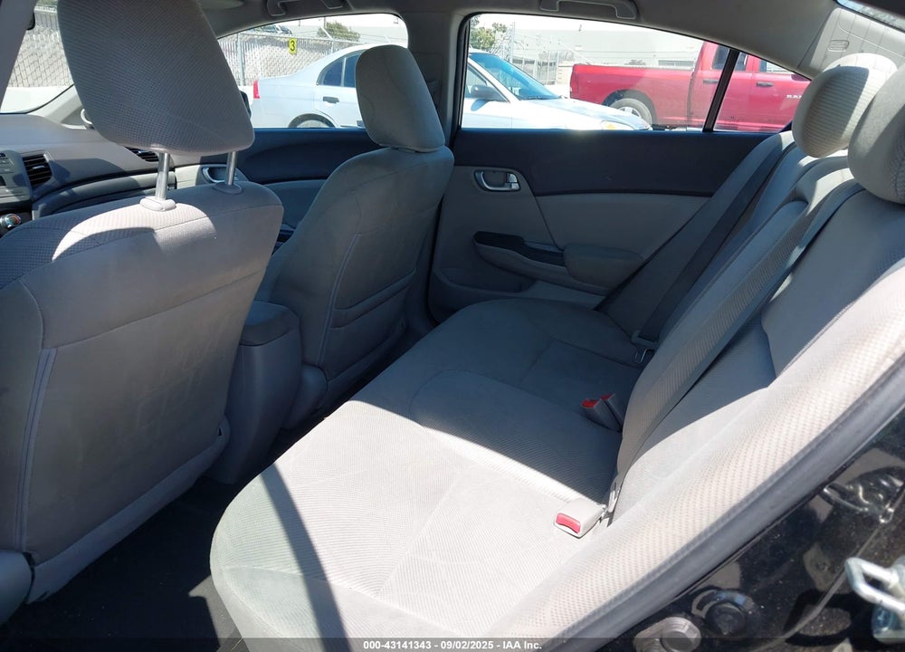 2012 HONDA CIVIC VIN: 2HGFB2F85CH604027