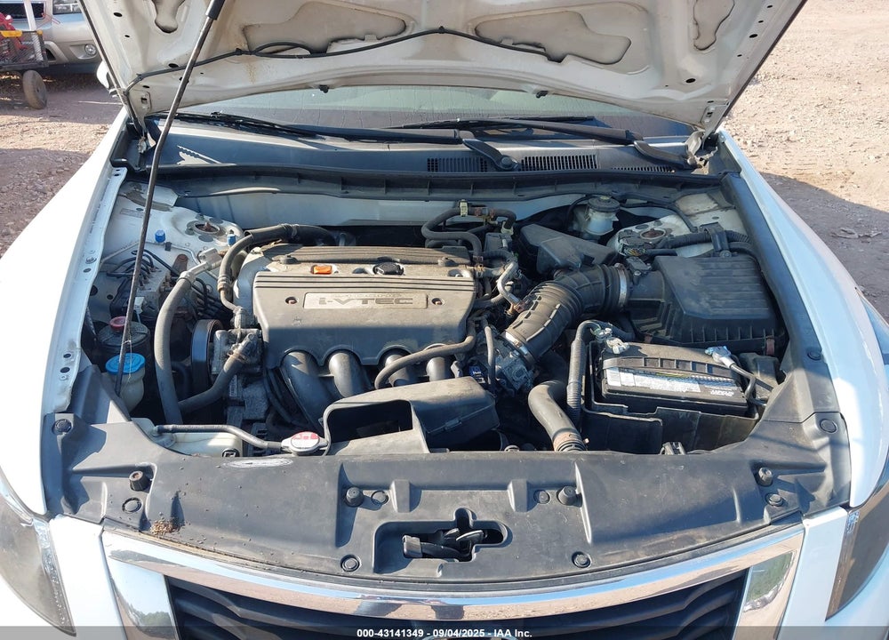 2009 HONDA ACCORD 2.4 LX VIN: 1HGCP26389A114777