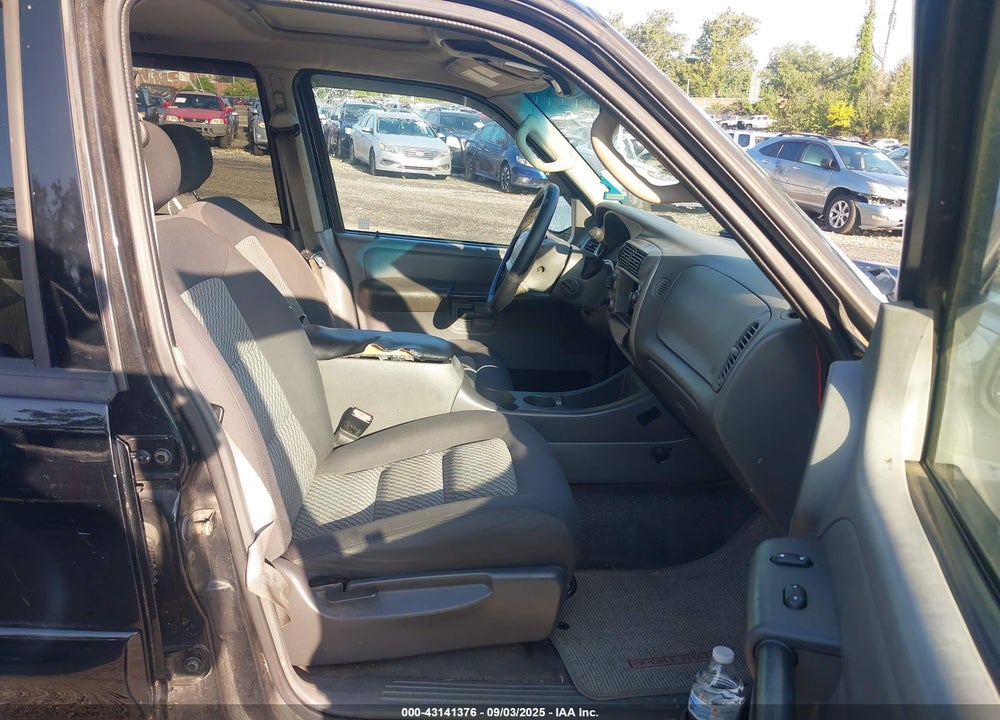 2005 FORD EXPLORER SPORT TRAC ADRENALIN/XLS/XLT VIN: 1FMZU77KX5UB14059