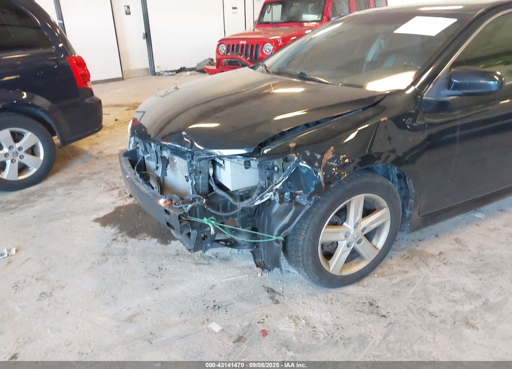 2013 TOYOTA CAMRY VIN: 4T1BF1FK3DU687569