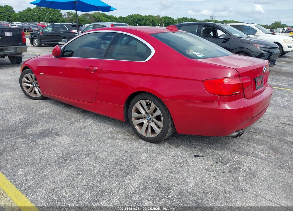 2013 BMW 3 SERIES VIN: WBAKE3C57DE772018