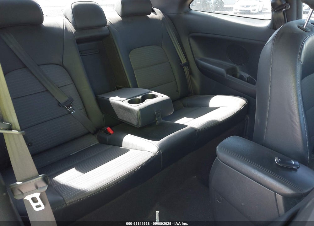 2016 KIA FORTE KOUP SX VIN: KNAFZ6A38G5591829