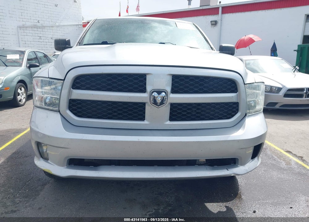 2019 RAM 1500 VIN: 1C6RR7KT4KS502487