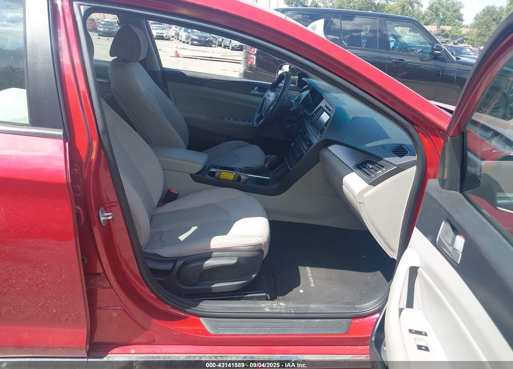 2017 HYUNDAI SONATA VIN: 5NPE34AF6HH442254