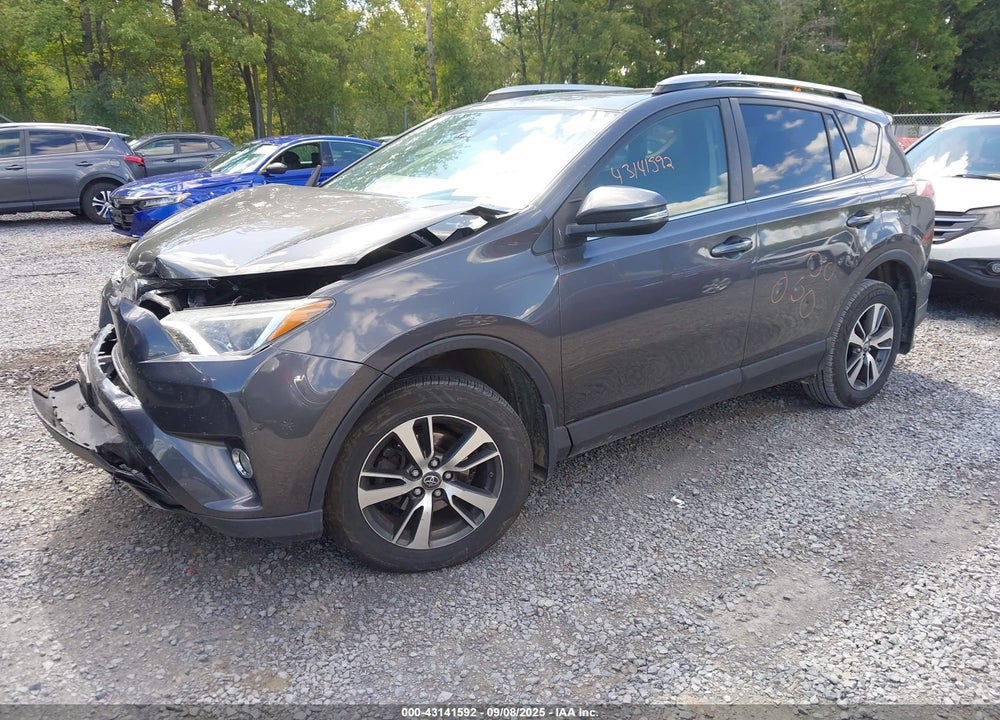 2017 TOYOTA RAV4 VIN: JTMRFREV2HJ171756