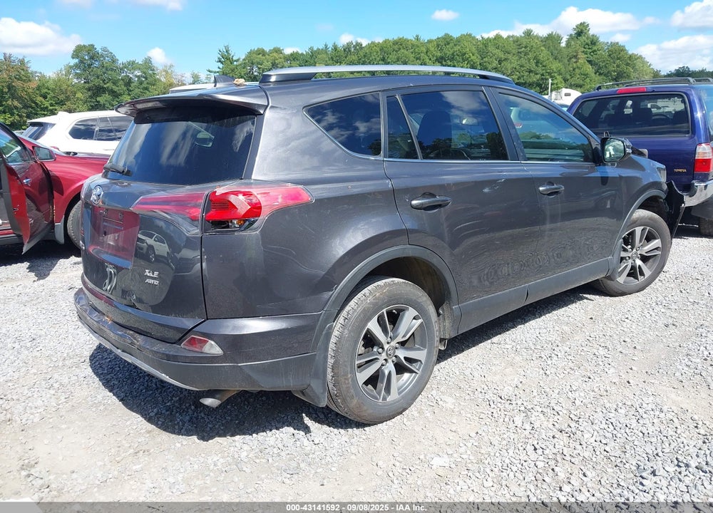 2017 TOYOTA RAV4 VIN: JTMRFREV2HJ171756