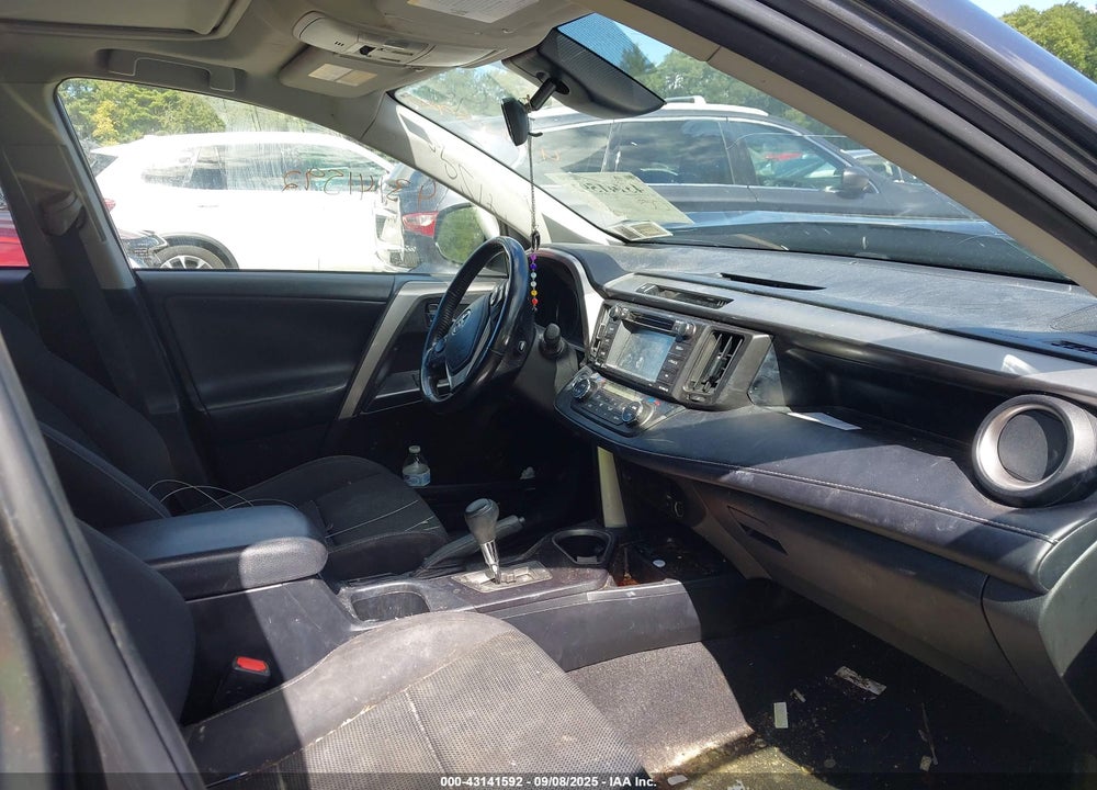 2017 TOYOTA RAV4 VIN: JTMRFREV2HJ171756