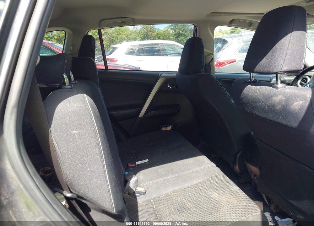2017 TOYOTA RAV4 VIN: JTMRFREV2HJ171756