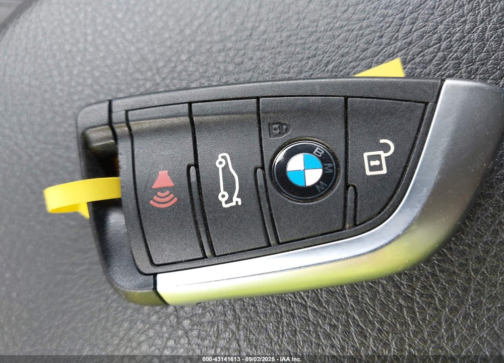 2018 BMW X1 VIN: WBXHT3C31J5K31482