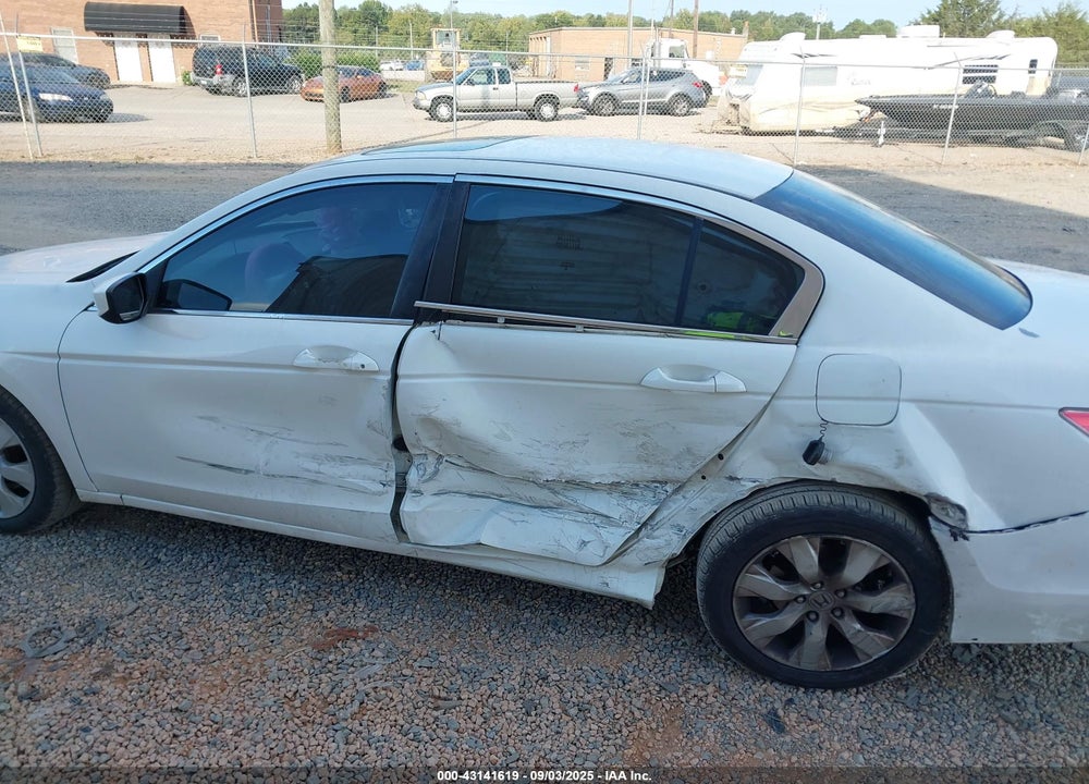 2010 HONDA ACCORD 2.4 EX VIN: 1HGCP2F79AA058971