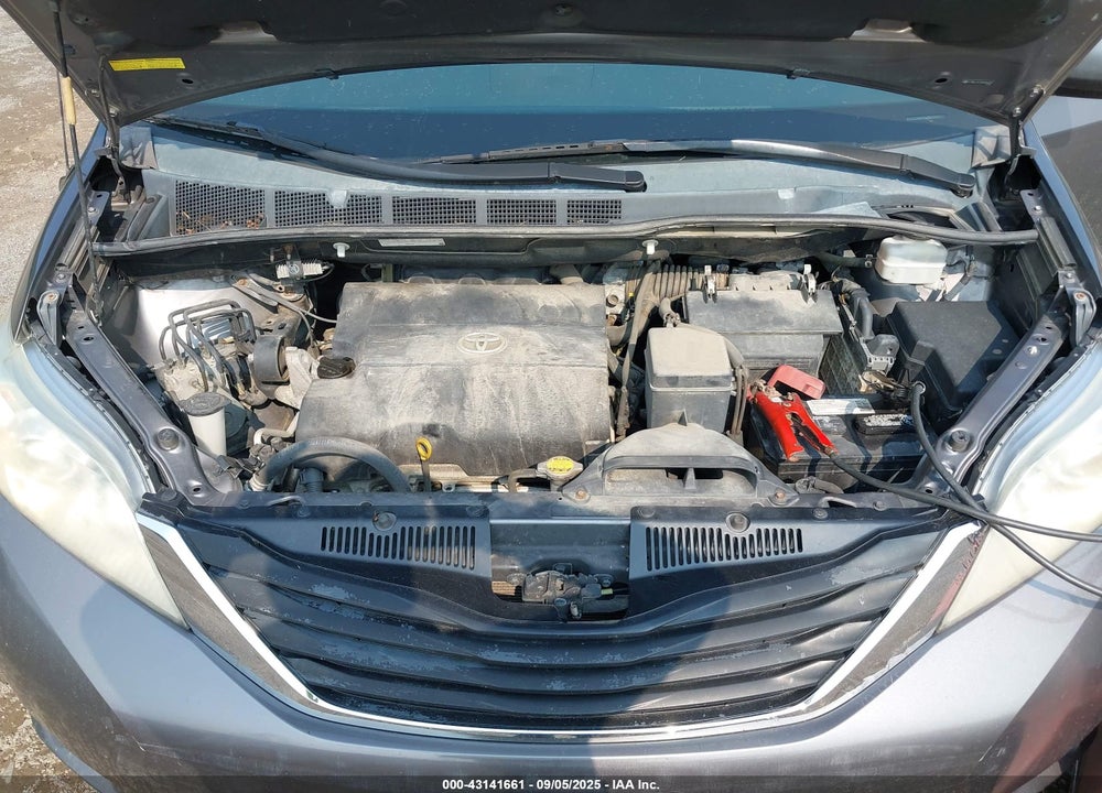 2011 TOYOTA SIENNA LE V6 VIN: 5TDKK3DC5BS004697