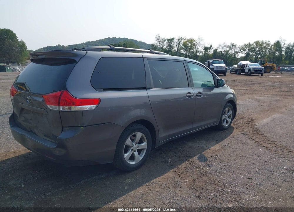 2011 TOYOTA SIENNA LE V6 VIN: 5TDKK3DC5BS004697