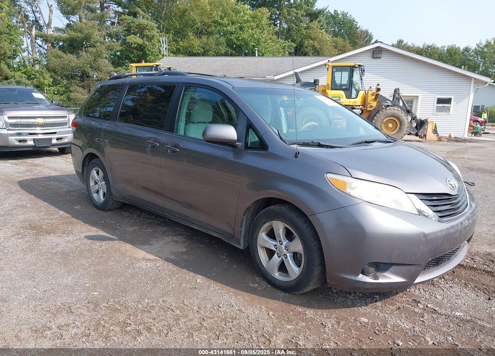 2011 TOYOTA SIENNA LE V6 VIN: 5TDKK3DC5BS004697