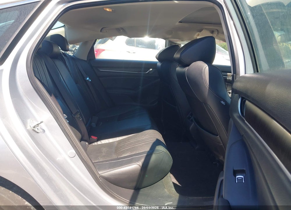 2018 HONDA ACCORD VIN: 1HGCV3F50JA015873