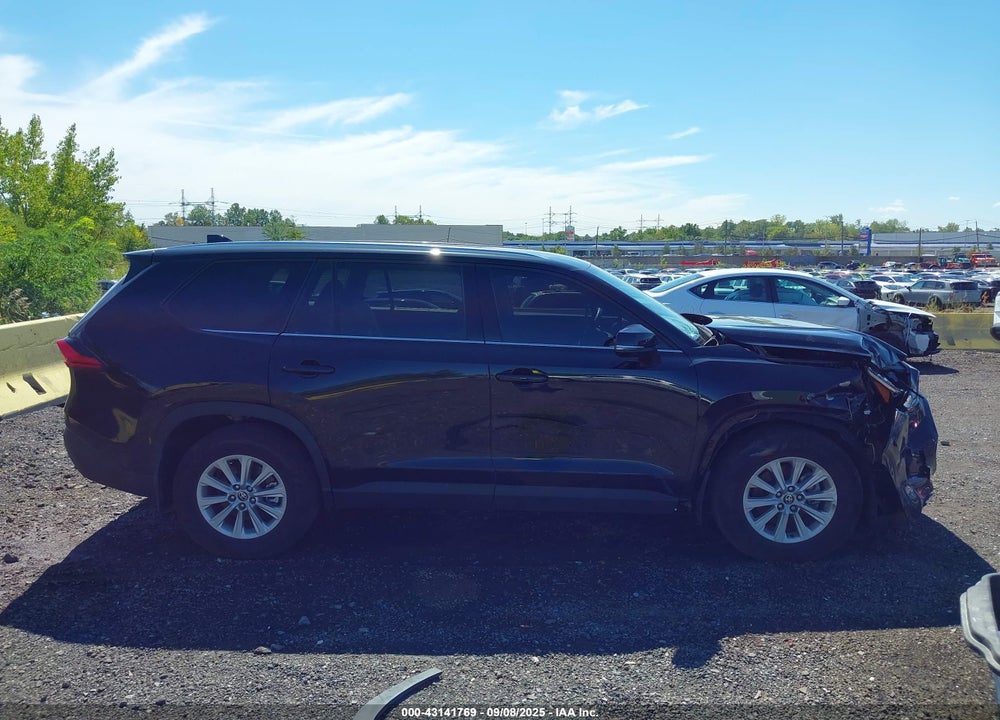 2024 TOYOTA HIGHLANDER VIN: 5TDAAAB5XRS048146