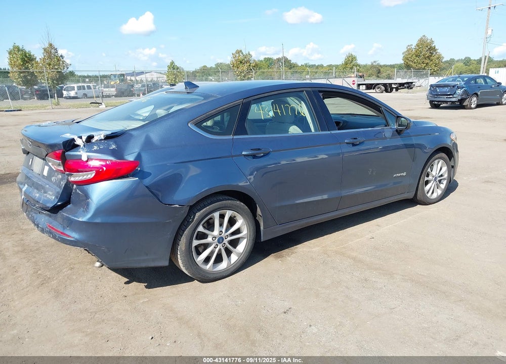 2019 FORD FUSION VIN: 3FA6P0LU6KR154466