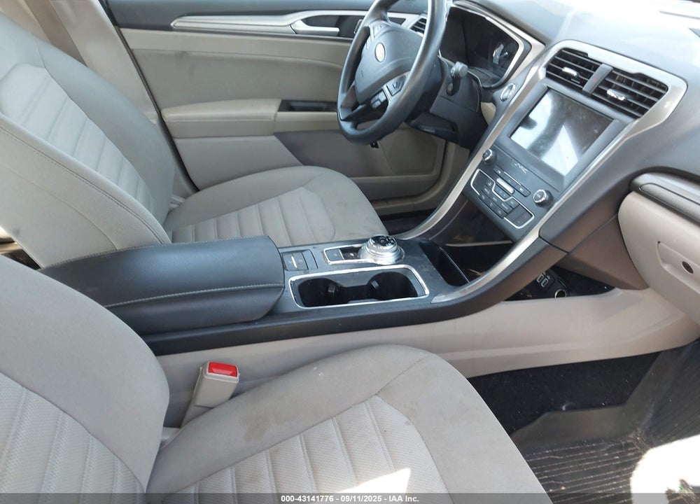 2019 FORD FUSION VIN: 3FA6P0LU6KR154466