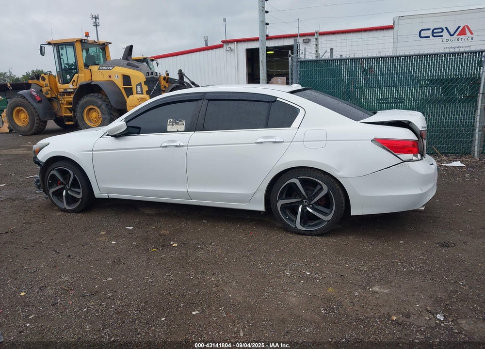 2012 HONDA ACCORD VIN: 1HGCP3F82CA023903